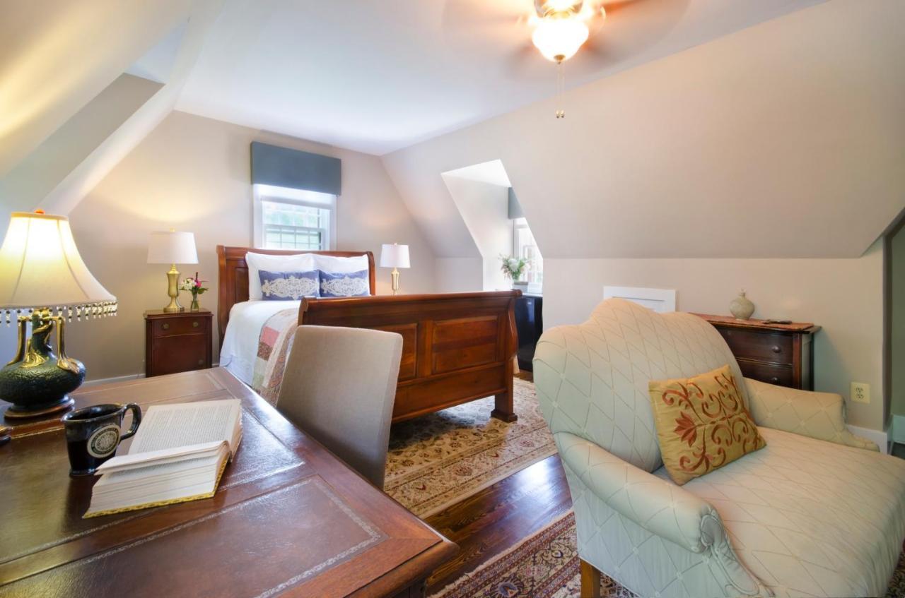 Hillbrook Inn & Spa (Adults Only) Charles Town Esterno foto
